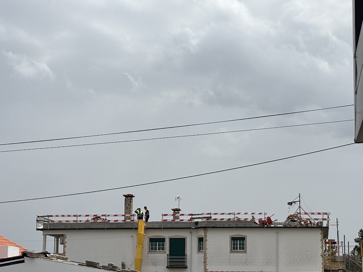 AuraGeométrica | Remodelações Figueira da Foz