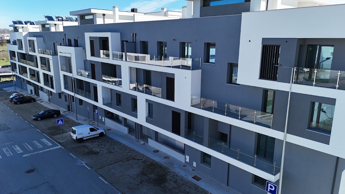 Miguel & Aurélio- Construções, Lda