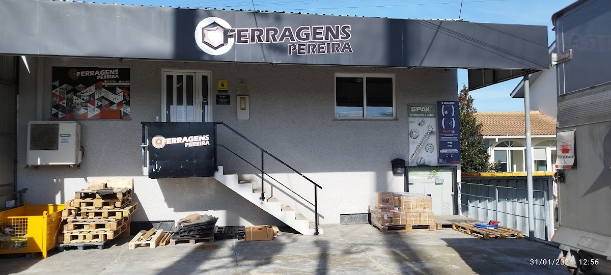 Ferragens Pereira Lda foto 2