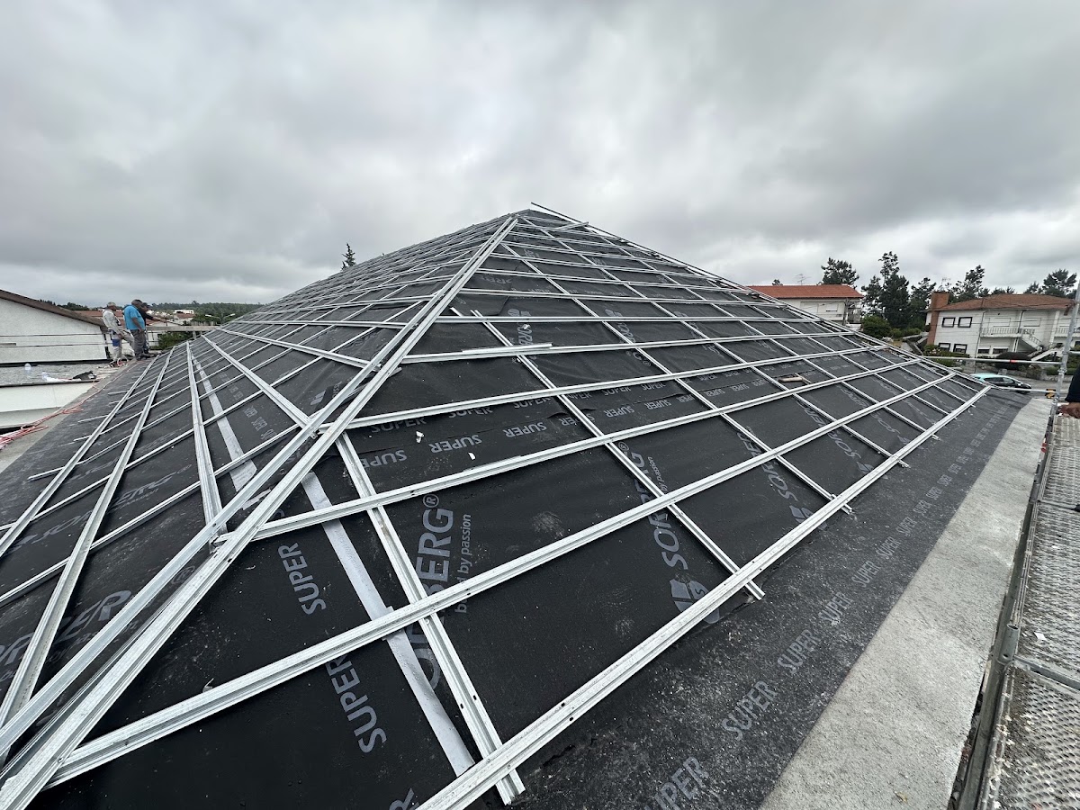 GLOBITEIA MATERIAIS DE CONSTRUÇÃO TINTAS E VERNIZES foto 7